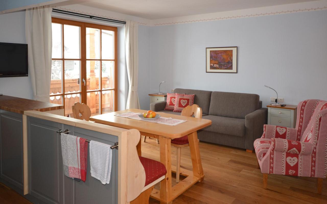 Gaestehaus Wild-Schuetz Schwangau Bagian luar foto